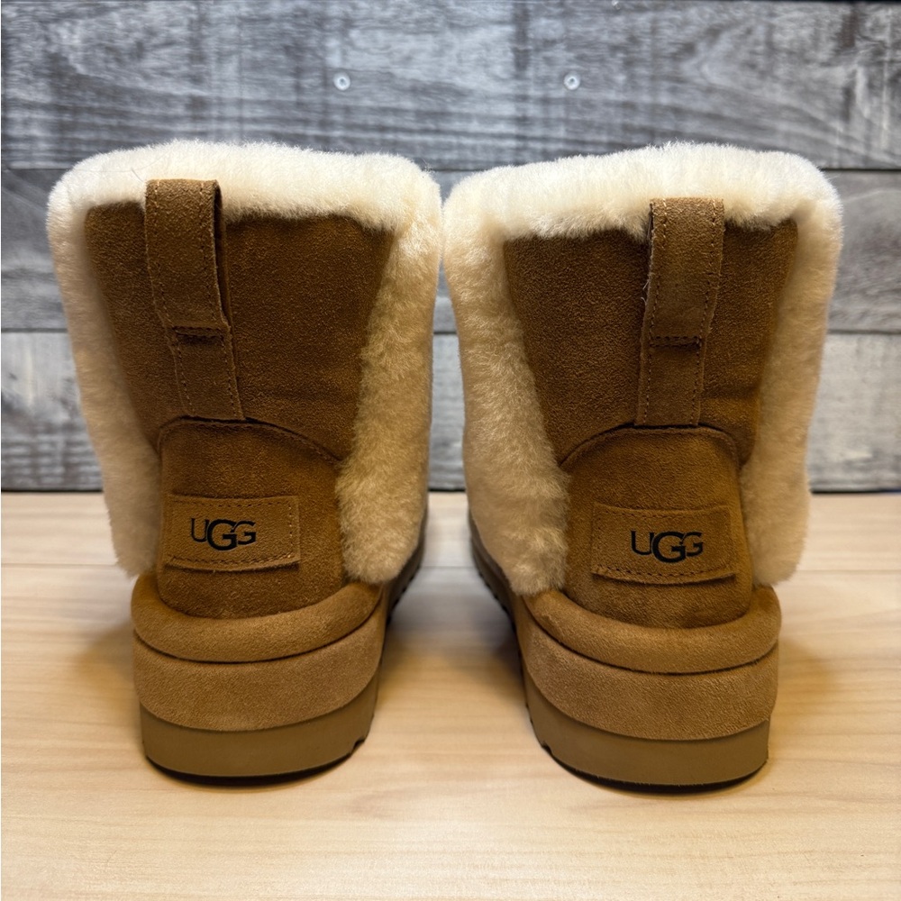 UGG Women's Classic Chillapeak in Chestnut - Picture 9 of 13